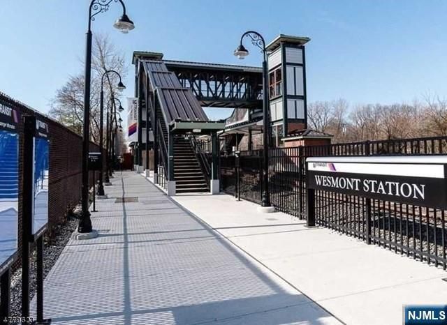 1 Kennedy Lane, Wood Ridge, NJ 07075