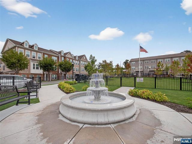 1 Kennedy Lane, Wood Ridge, NJ 07075