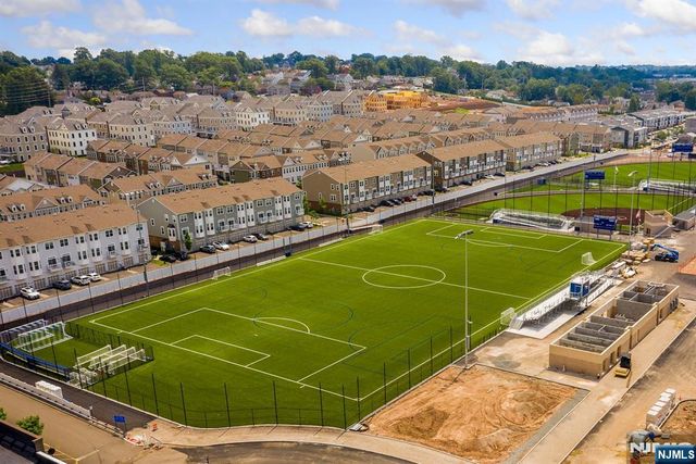 1 Kennedy Lane, Wood Ridge, NJ 07075