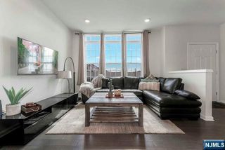 1 Kennedy Lane, Wood Ridge, NJ 07075