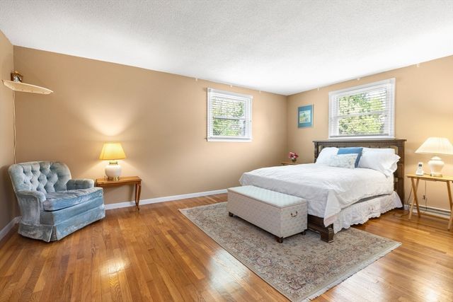 262 Sanders Avenue, Lowell, MA 01851