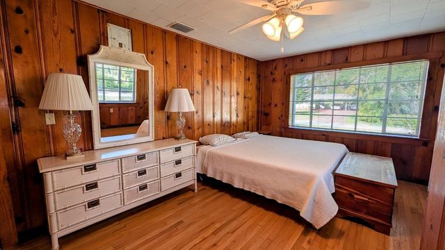 1097 NE Kubin Avenue, Jensen Beach, FL 34957