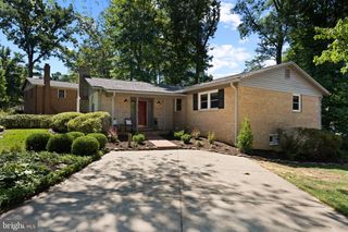 6604 GREY FOX DR, Springfield, VA 22152