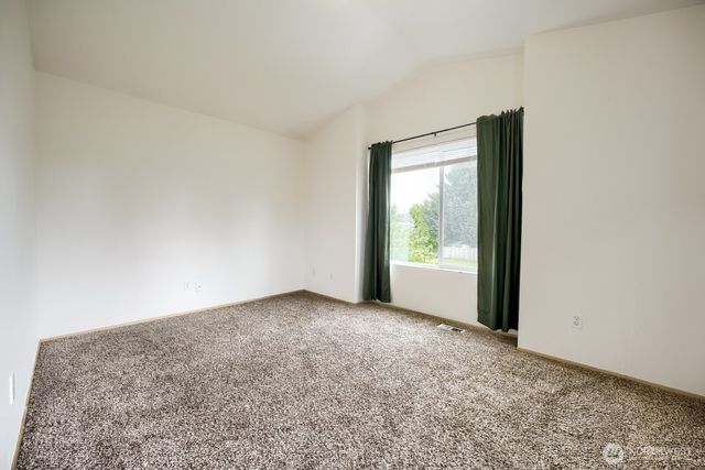 21908 40th Avenue E, Spanaway, WA 98387