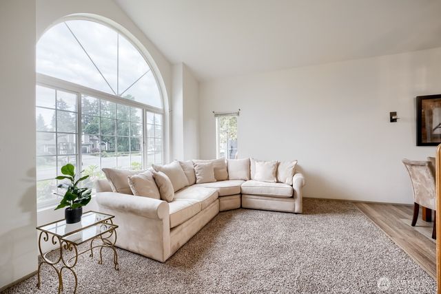 21908 40th Avenue E, Spanaway, WA 98387