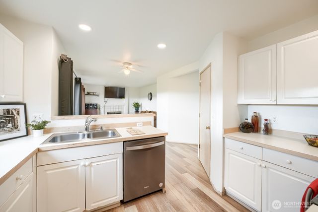 21908 40th Avenue E, Spanaway, WA 98387