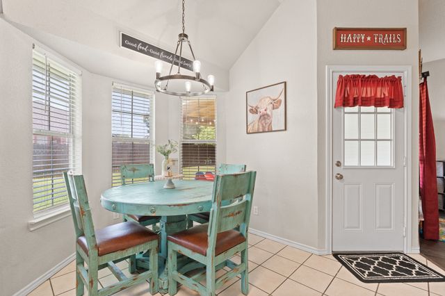 1404 Hyde Park Boulevard, Cleburne, TX 76033