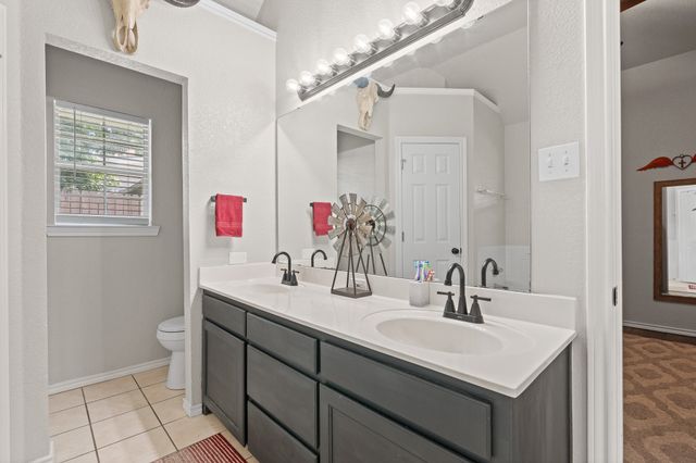 1404 Hyde Park Boulevard, Cleburne, TX 76033