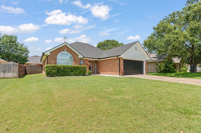 1404 Hyde Park Boulevard, Cleburne, TX 76033