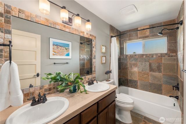 2807 64th Street, Gig Harbor, WA 98335