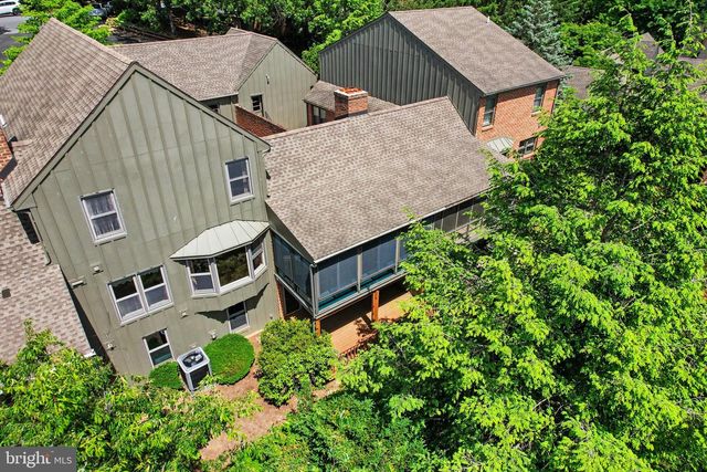 1207 GALWAY CT, Hummelstown, PA 17036