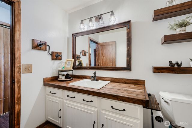 9801 Ramsay Court SE, Yelm, WA 98597