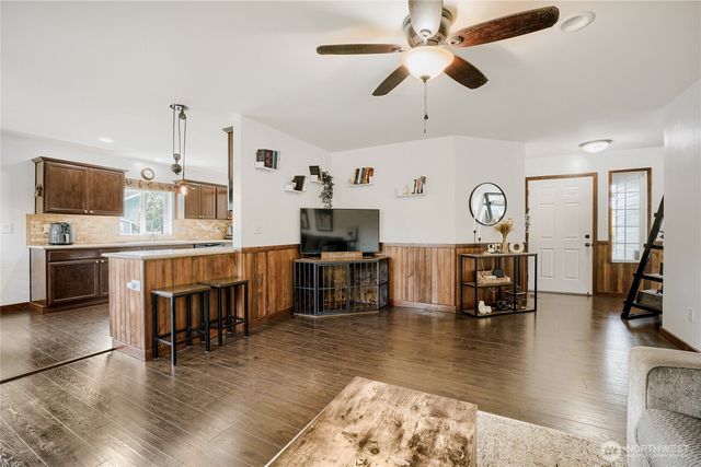 9801 Ramsay Court SE, Yelm, WA 98597