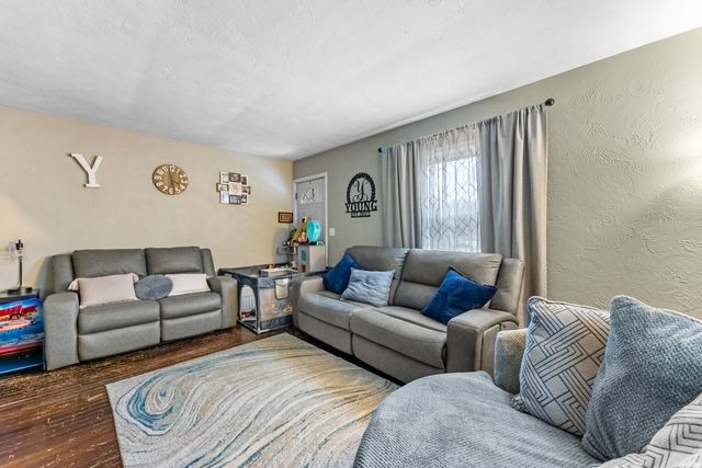 3118 Indian Road, Davenport, IA 52802