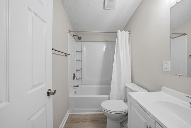 1295 McDearmon RD, Montvale, VA 24122