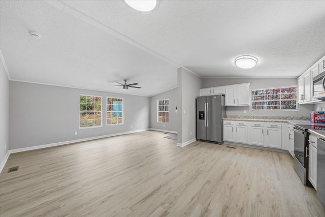 1295 McDearmon RD, Montvale, VA 24122