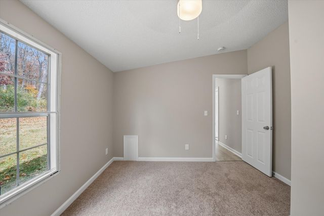 1295 McDearmon RD, Montvale, VA 24122