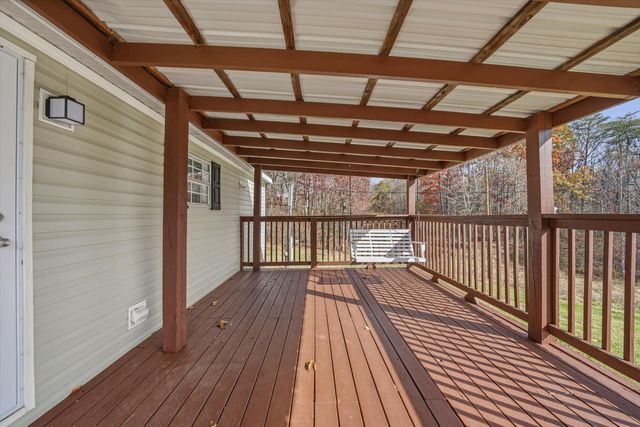 1295 McDearmon RD, Montvale, VA 24122