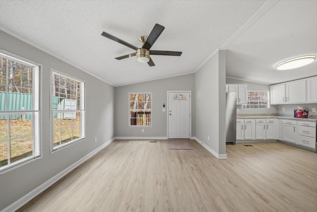 1295 McDearmon RD, Montvale, VA 24122