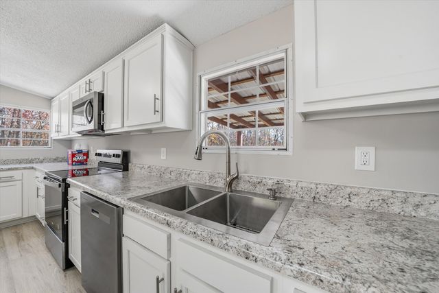 1295 McDearmon RD, Montvale, VA 24122