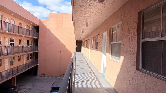 199 SW 12th Ave 415B, Miami, FL 33130