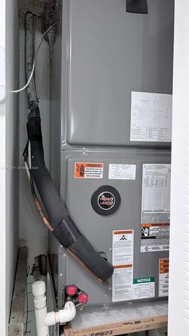 199 SW 12th Ave 415B, Miami, FL 33130