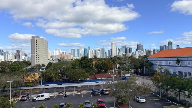 199 SW 12th Ave 415B, Miami, FL 33130