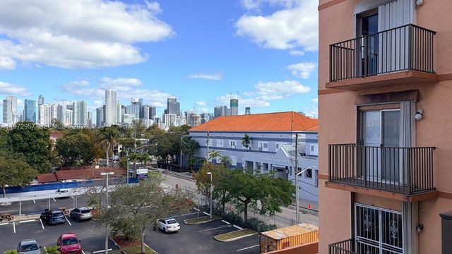 199 SW 12th Ave 415B, Miami, FL 33130