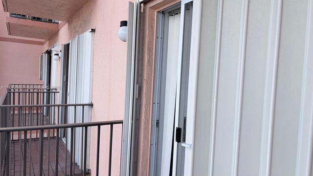 199 SW 12th Ave 415B, Miami, FL 33130