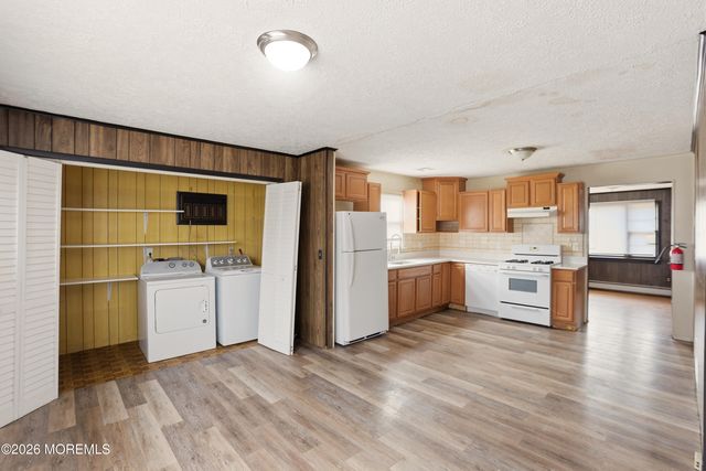 3446 Bergen Avenue, Toms River, NJ 08753