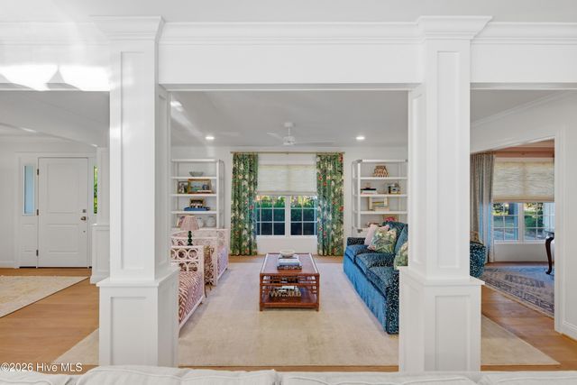 1925 Hawthorne Road, Wilmington, NC 28403