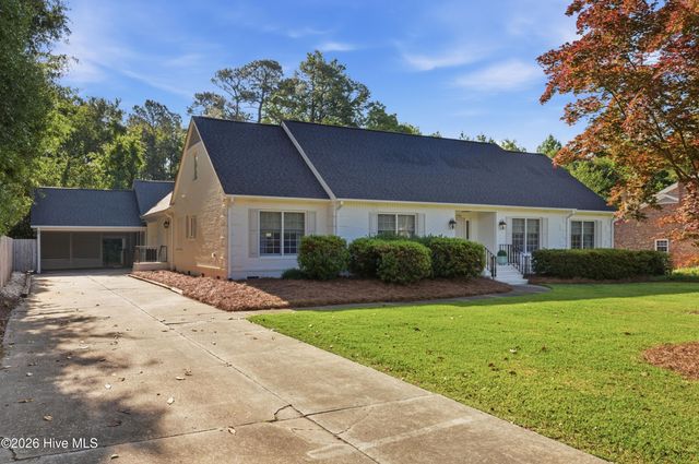 1925 Hawthorne Road, Wilmington, NC 28403
