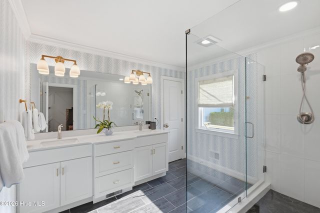 1925 Hawthorne Road, Wilmington, NC 28403