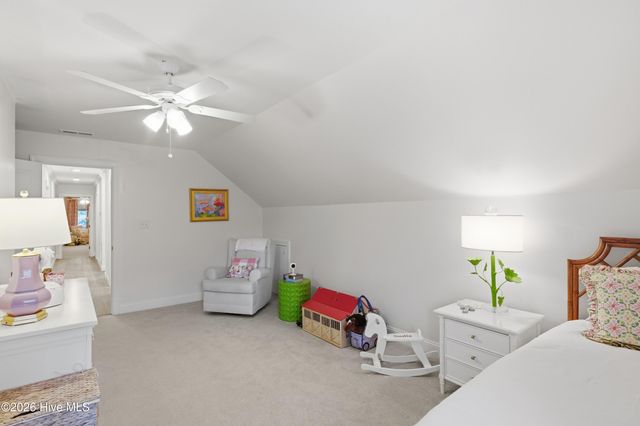 1925 Hawthorne Road, Wilmington, NC 28403