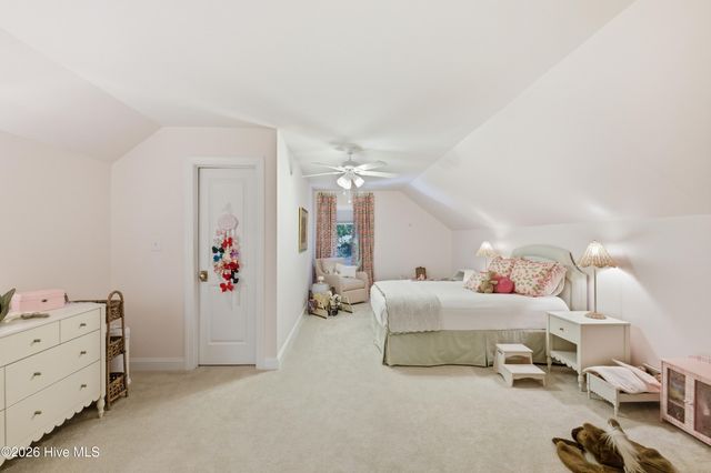 1925 Hawthorne Road, Wilmington, NC 28403
