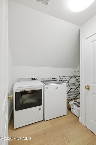 1925 Hawthorne Road, Wilmington, NC 28403