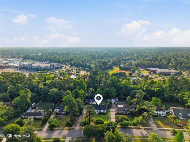 1925 Hawthorne Road, Wilmington, NC 28403