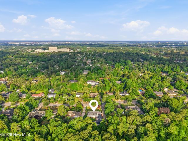 1925 Hawthorne Road, Wilmington, NC 28403