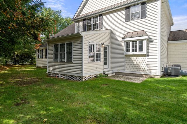 2 Turtlebrook Way, Medfield, MA 02052