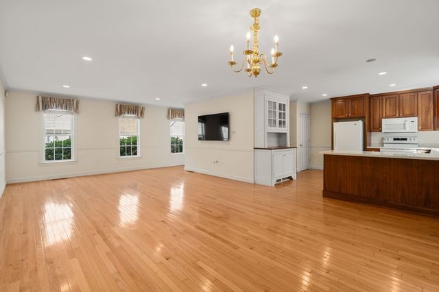 2 Turtlebrook Way, Medfield, MA 02052