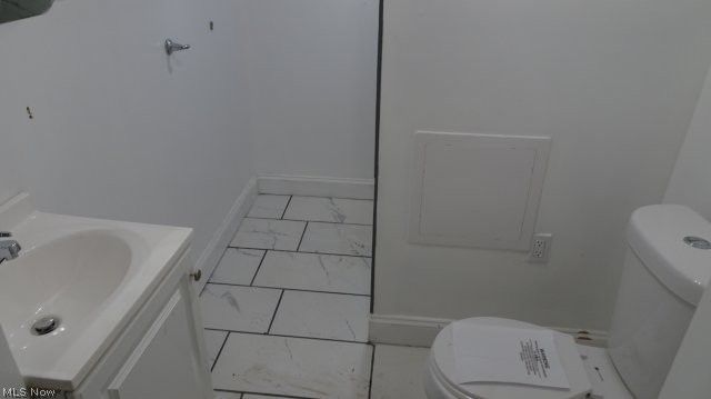 783 Dover Center, Westlake, OH 44145