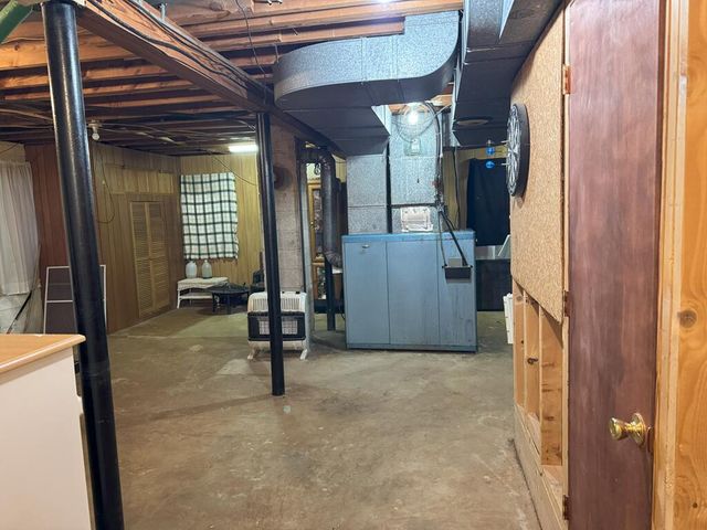 906 Vine ST, Martinsville, VA 24112