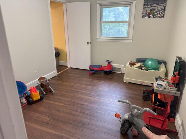 906 Vine ST, Martinsville, VA 24112