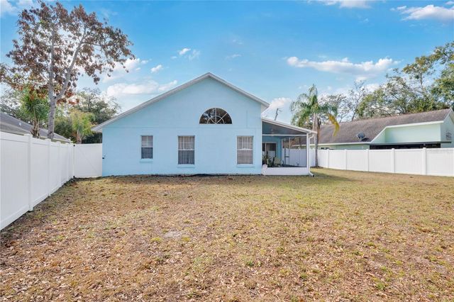 1567 PINE COURT, Apopka, FL 32703