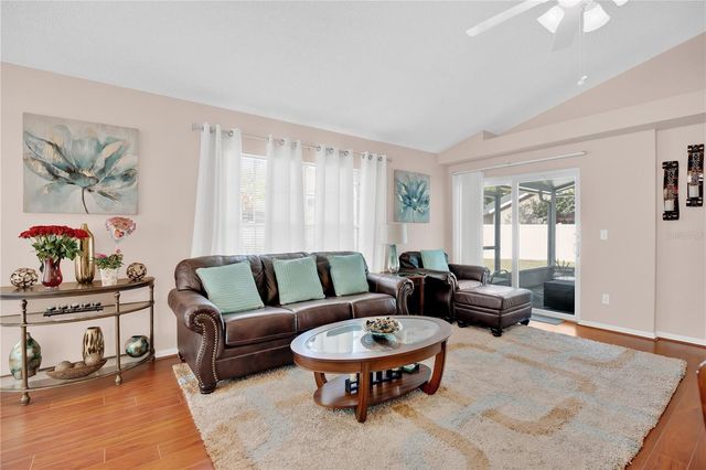 1567 PINE COURT, Apopka, FL 32703