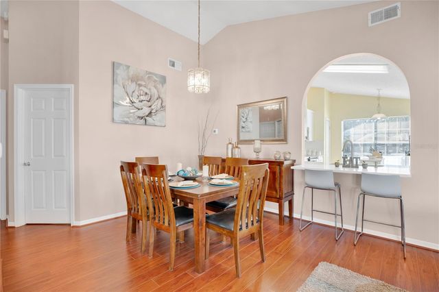 1567 PINE COURT, Apopka, FL 32703