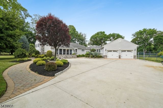 3 KAREN COURT, Scotch Plains Twp., NJ 07076