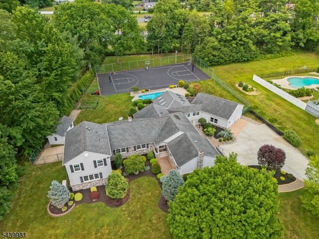 3 KAREN COURT, Scotch Plains Twp., NJ 07076