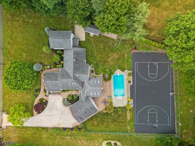 3 KAREN COURT, Scotch Plains Twp., NJ 07076