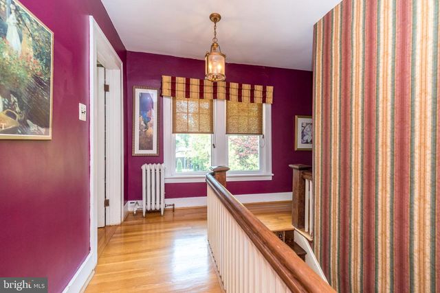 825 HIGHLAND AVE, Morrisville, PA 19067